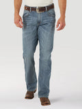 MEN'S WRANGLER RETRO® RELAXED FIT BOOTCUT JEAN IN GREELEY