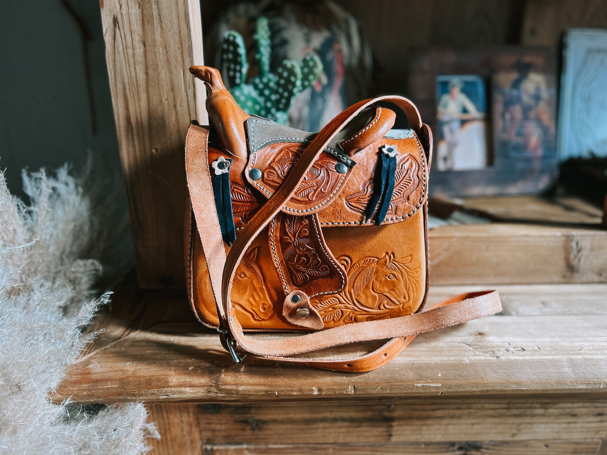 American Darling Tooled Leather Southwest Saddle Blanket Clutch Handbag -  Jackson's Western