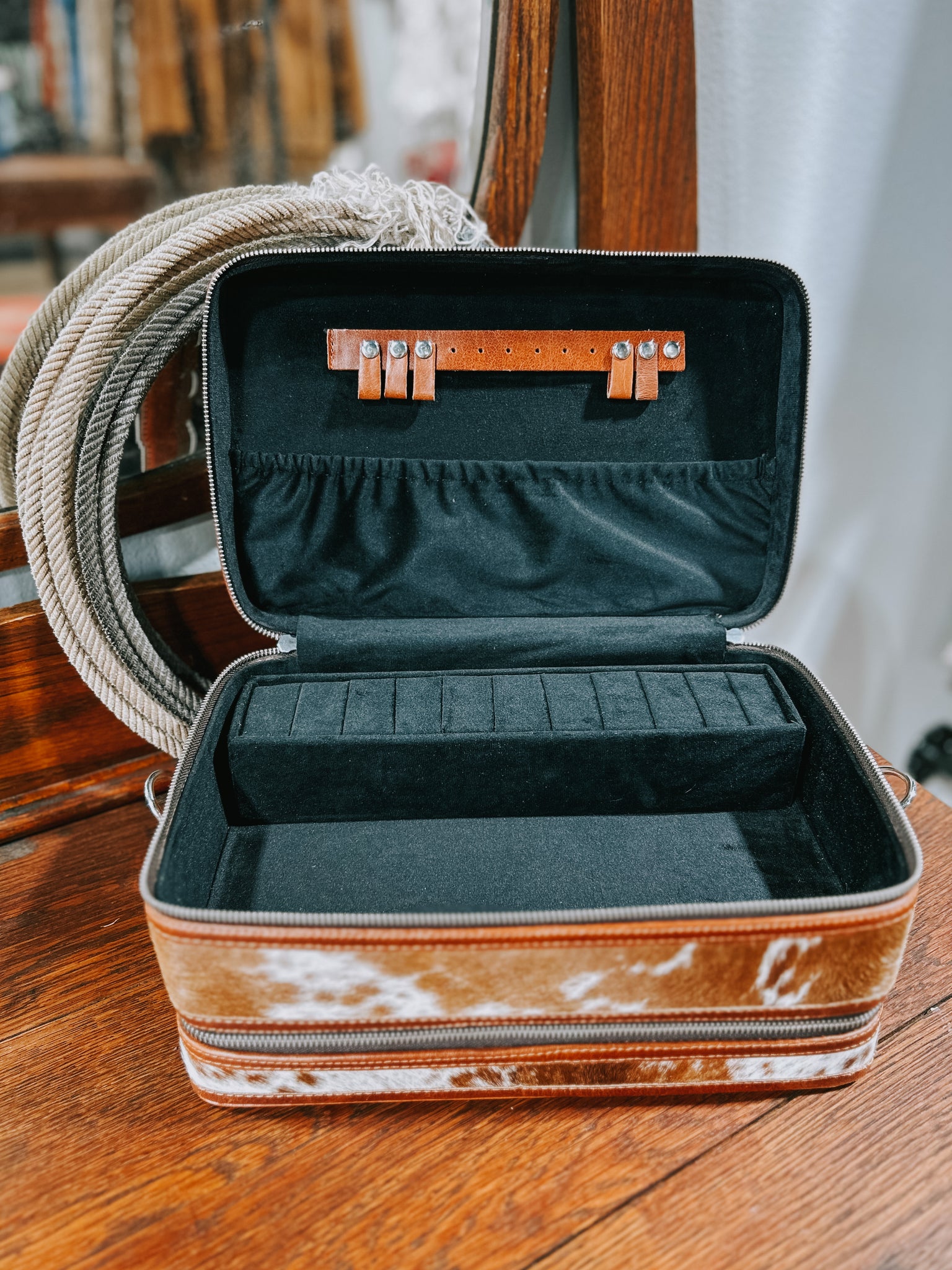 Double decker w/squash blossom case Brown – Vintage Cowgirl Cases